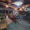 Nikmatnya Makan Dengan Suasana Harmonis di Rumah Makan Saung Balong Sumedang