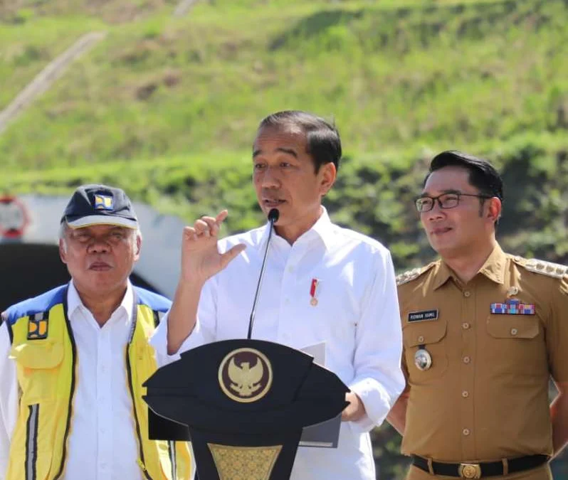 Tol Cisumdawu Diresmikan, Ekonomi Jabar Bertarik-tarikan. Ridwan Kamil : Tol Cisumdawu Jadi Pintu Baru ke Kawasan Rebana