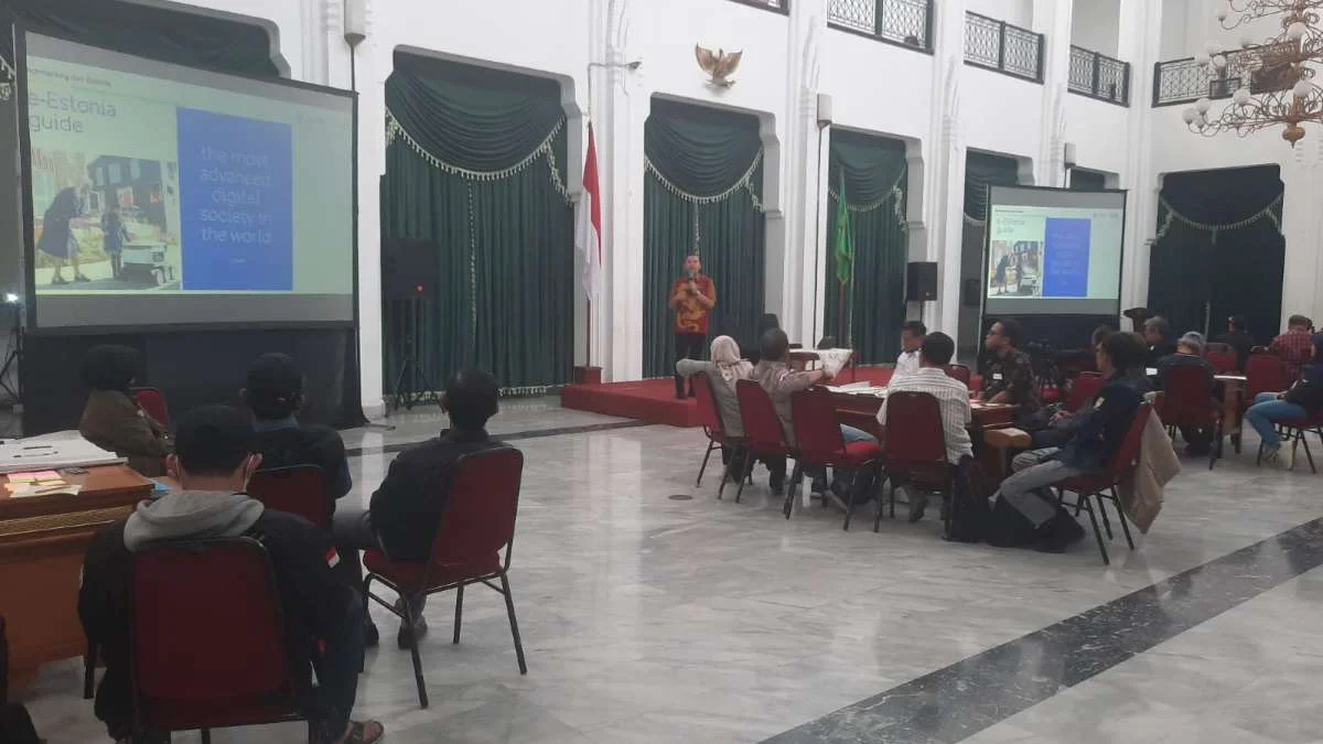 Diskominfo Jabar Diseminasi Aplikasi Sapawarga Para Ketua RW Rasakan Manfaat