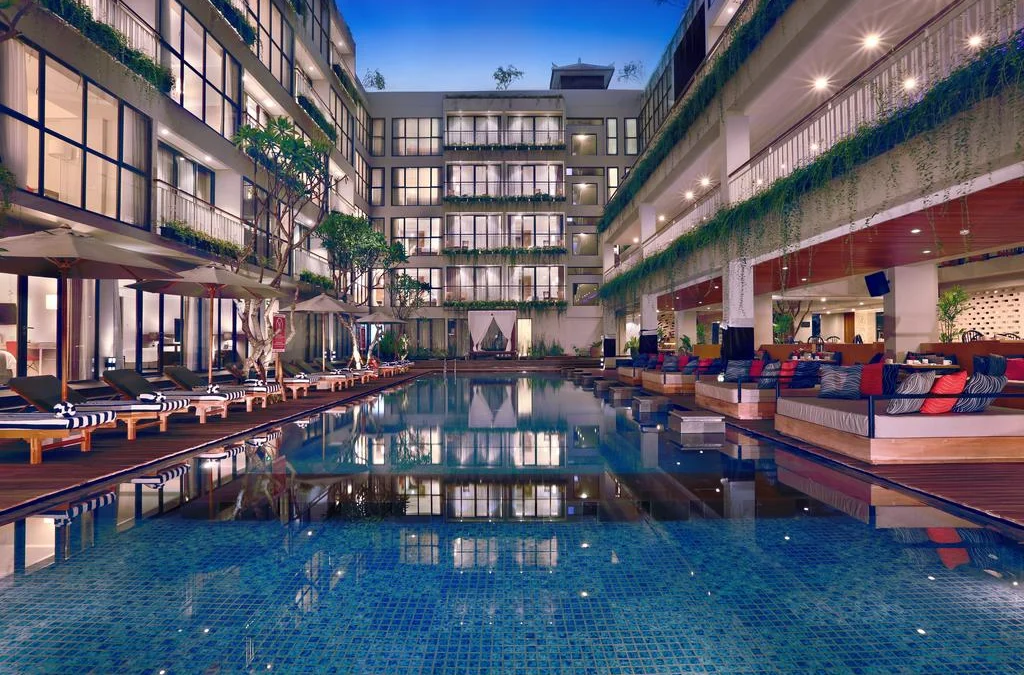 10 Rekomendasi Hotel Terbaik dan Murah di Legian Bali, Cuma 100k!