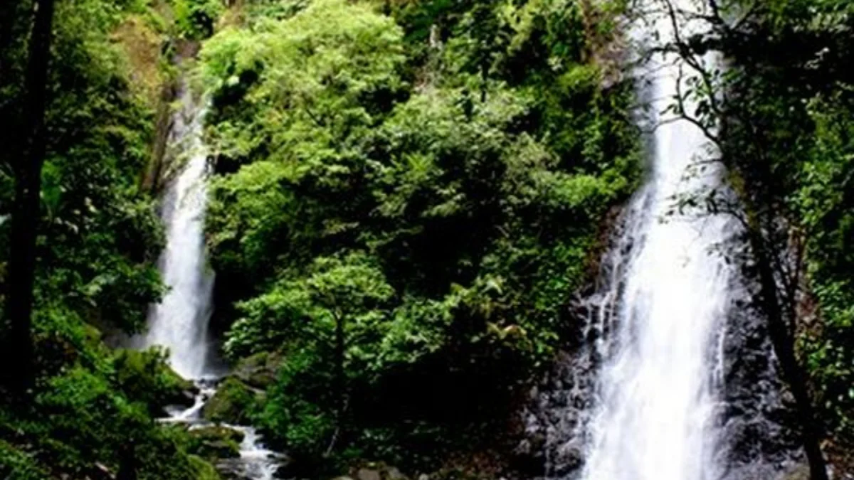 Menyusuri Danau dan Keindahan Alam Tersembunyi di Sumedang