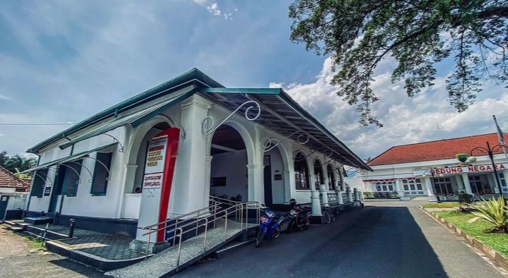 Senggol Dong! Sumedang Juga Punya Wisata Sejarah yang Unik Mirip Fort Rotterdam!