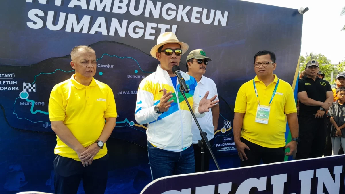 Berdayakan Petmil, Ridwan Kamil Apresiasi Pasar Leuweung Dishut Jabar