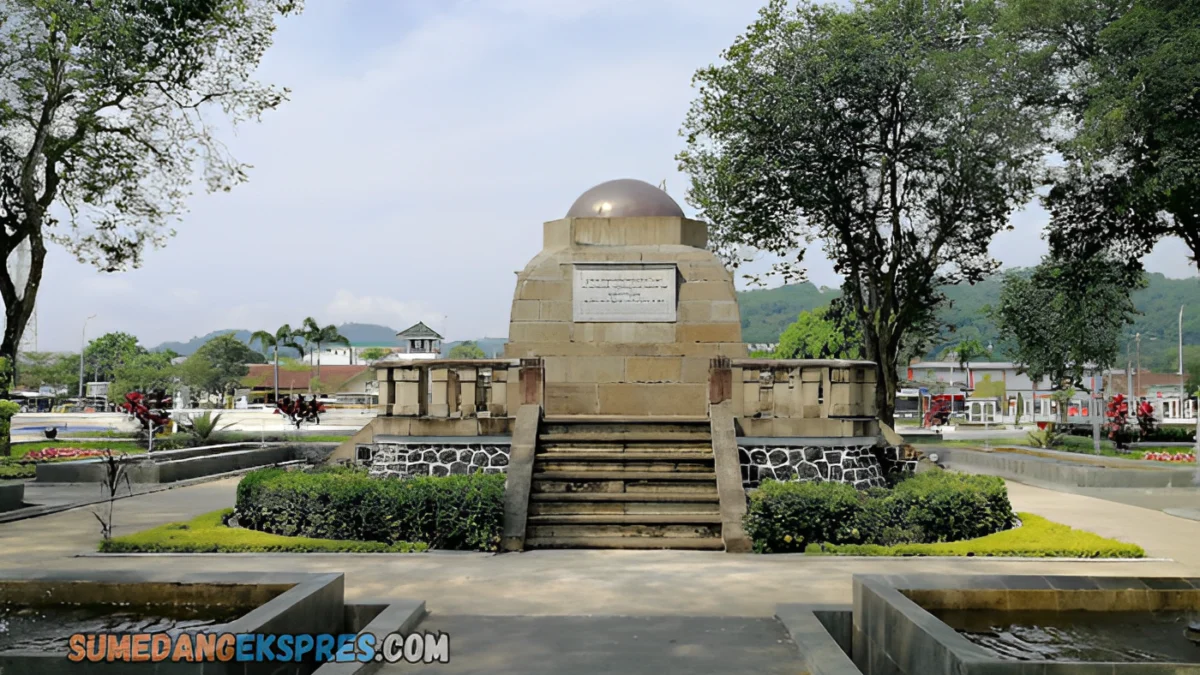 Bukan Gunung Kunci, Ternyata Ini Bangunan Paling Bersejarah Yang Ada di Sumedang, Wisata Sumedang Jawa Barat