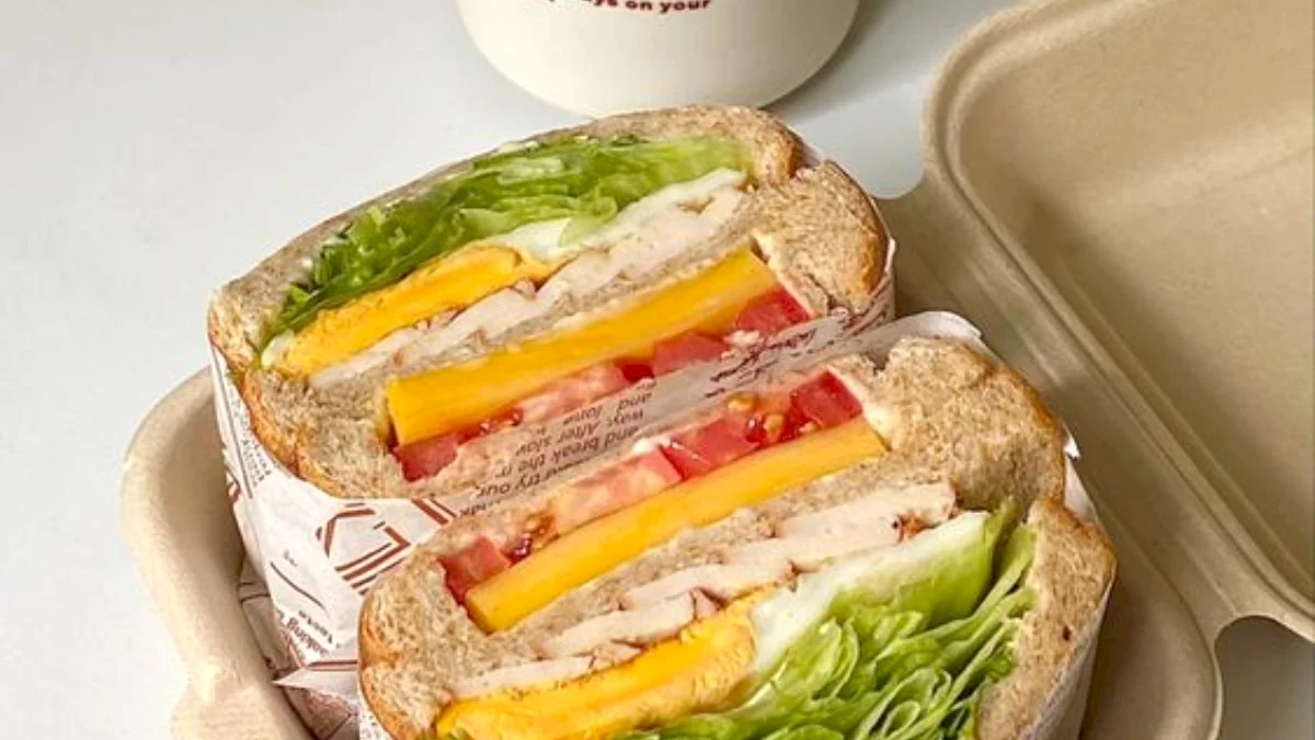 Resep Sandwich Korea Hits Bukan dengan Saos Melainkan Selai Strawberry yang Menggugah Selera