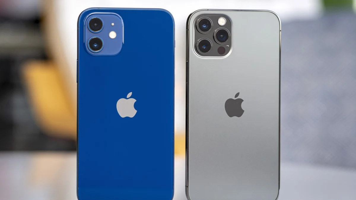 iPhone 11 pro vs iphone 12.