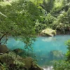 Gak Perlu ke Belitung, Sumedang Juga Punya Wisata Unik Danau Biru Mirip Danau Kaolin