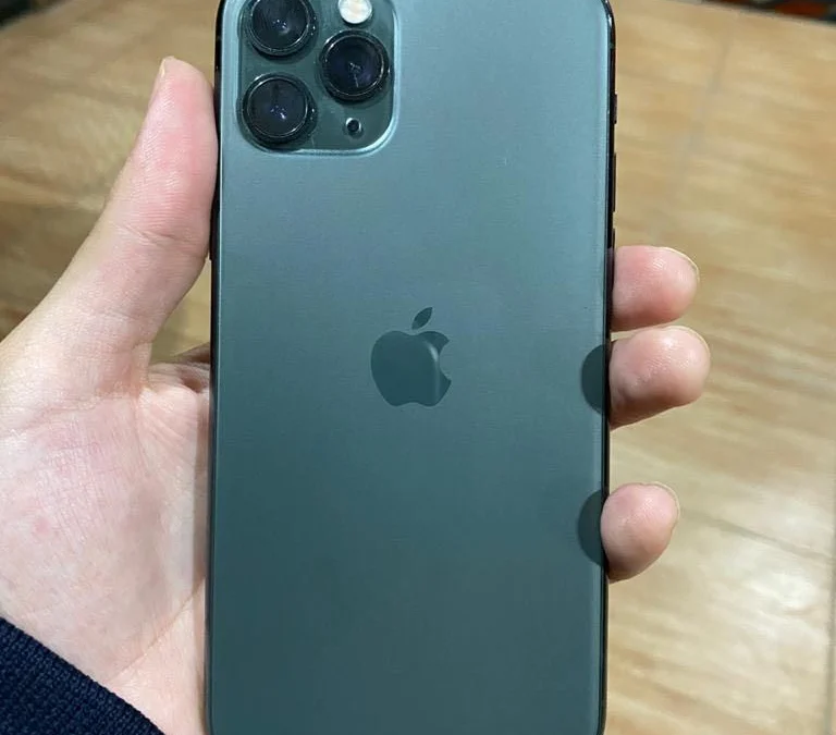 Ingin Beli iPhone 11 Pro Green Second Tapi Takut Kena Tipu? Ini Dia Toko iPhone di Shopee yang Aman & Bergaransi!