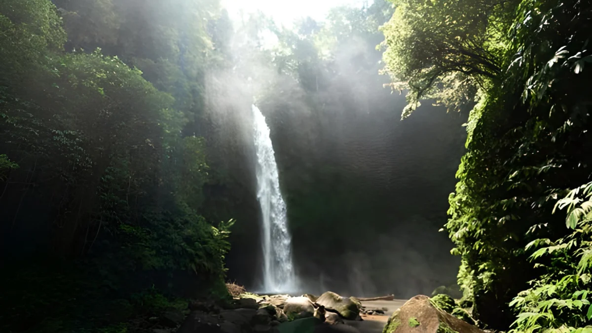 Curug Ini Hidden Gem Banget, Tempat Wisata Tersembunyi di Sumedang yang Layak Dikunjungi