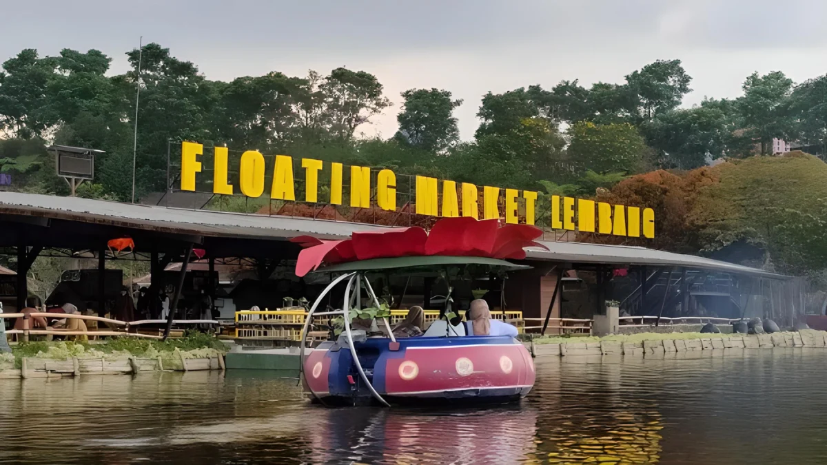 Tempat Wisata Di Bandung Floating Market Lembang Seru Nih Kalau Bawa Ayang Sama Camer Kesini