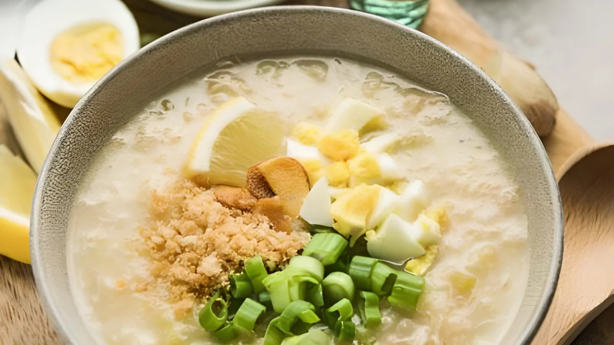 Bubur Ayam Tuangyu Kedai Rolls Raos Sumedang Rasanya Enak dan Gurih Bawain Buat Ayang Sedang Sakit