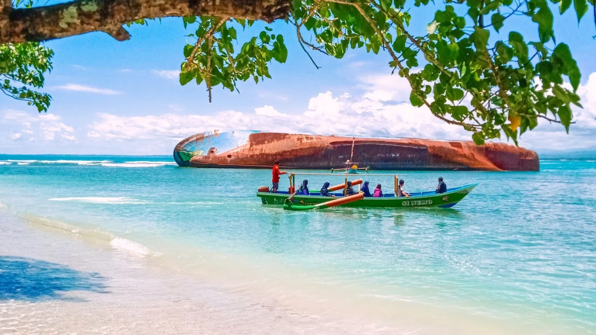 Wah Indah Banget Pantai Pasir Putih Pangandaran Ini! Menyejukan Mata dan Hati!