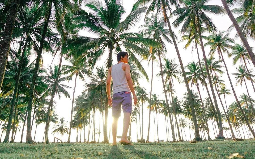 Oh Ini yang Jadi Daya Tarik Pantai Sumedang di Pessel! Pantes Banyak yang Kesini!