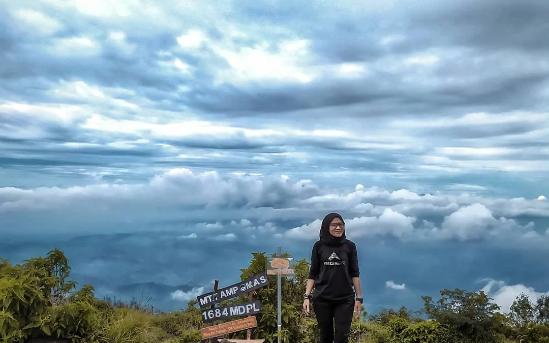 Gak Nyangka! Ternyata Sumedang Punya Potensi Destinasi Wisata Alam Secantik Ini untuk Hiking dan Trekking