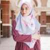 Baju Warna Fuchsia dan Pilihan Jilbab yang Tepat Bikin Trendi dan Modis