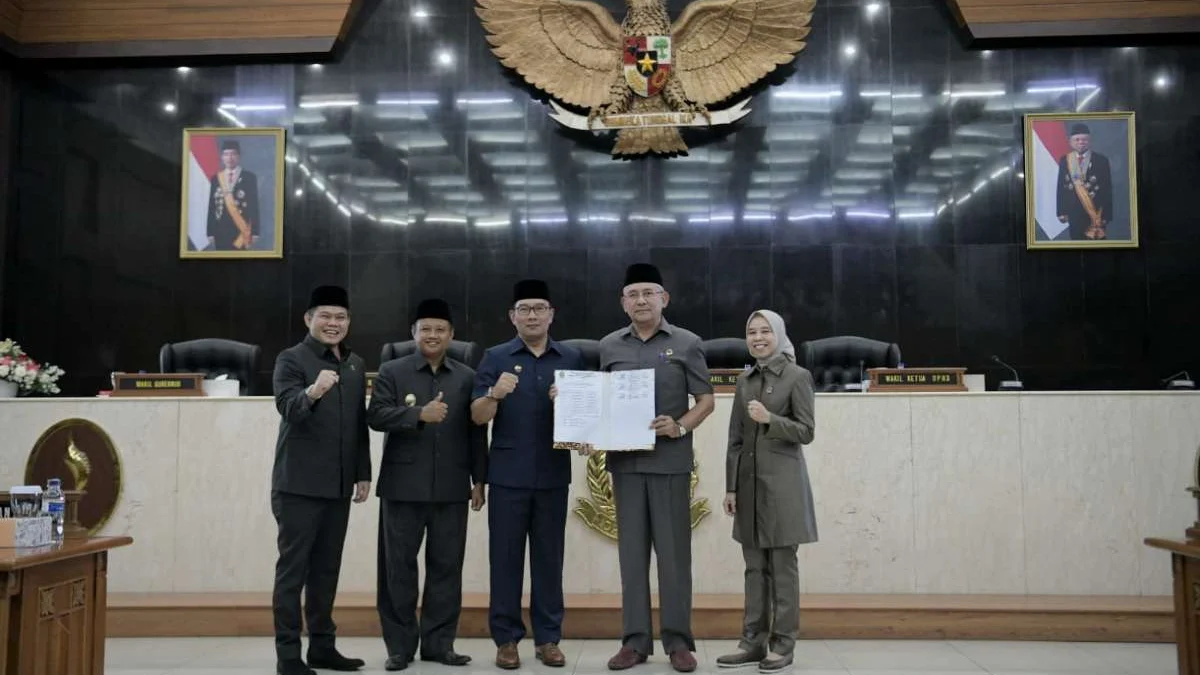 Jabatan Ridwan Kamil - Uu Ruzhanul Ulum Berakhir 5 September 2023 DPRD Jabar Umumkan Pengusulan Pemberhentian