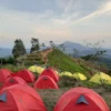 Nikmati Keindahan Alam dari Atas Bukit Sambil Berkemah di Nangorak Camping Ground: Tempat Ngecamp Terbaik di Sumedang