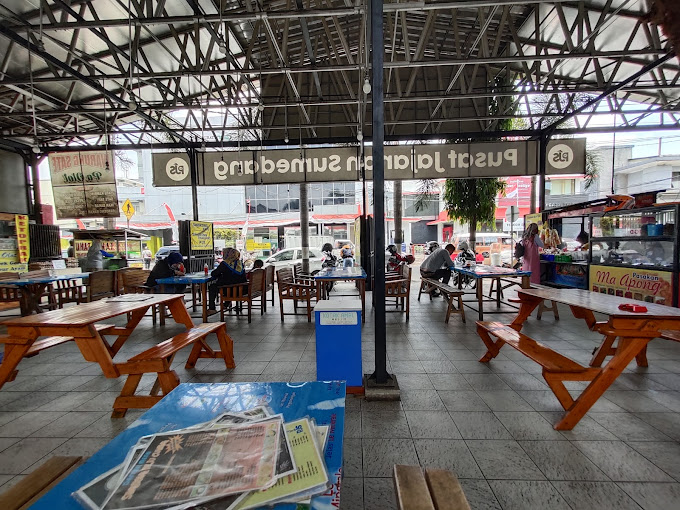 Eksplorasi Kuliner di Pusat Jajanan Sumedang Tengah Kota Sumedang Merasakan Kelezatan Berbagai Jajanan