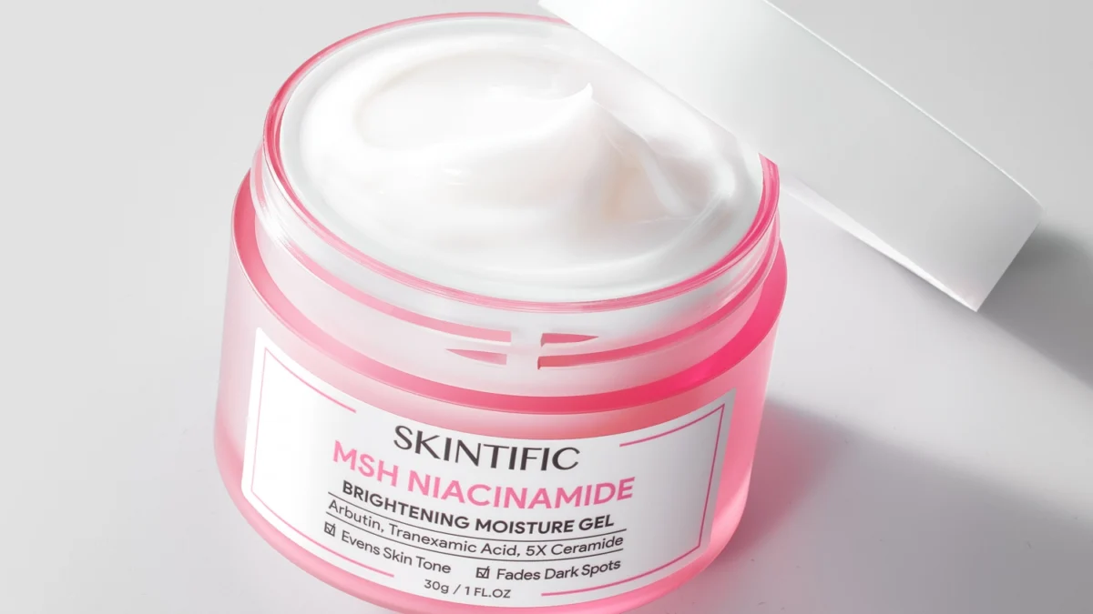 Skintific Moisturizer Pink: Rahasia Kulit Glowing yang Paling Laris!