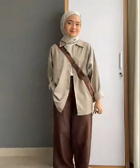 Rekomendasi 4 Warna Baju Coksu Cocok dengan Kerudung Warna Apa Gaiss?