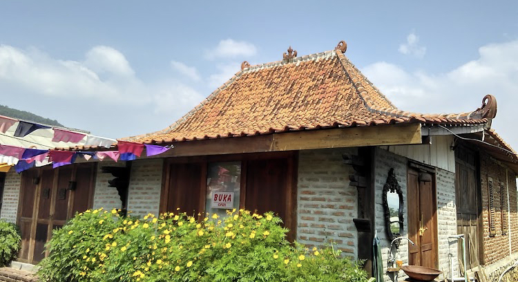 Tempat Makan Murah Sumedang Dekat Exit Tol Cisumdawu Rossa Pernah Kesini!