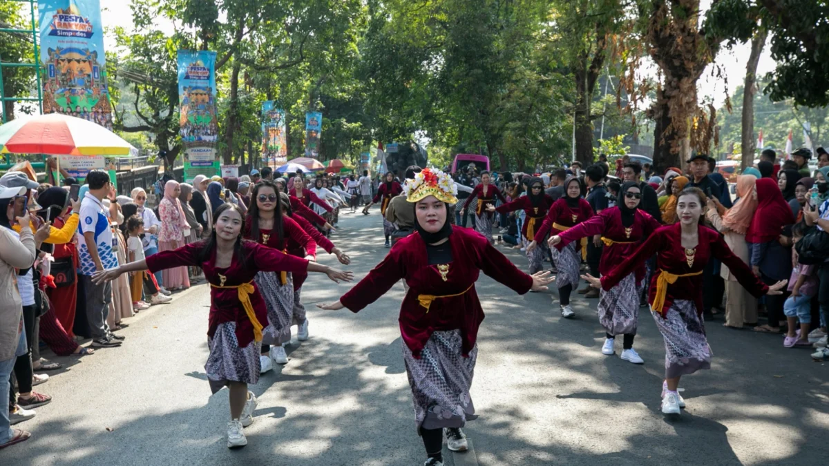   Pesta Rakyat Simpedes 2023 Hadirkan Semarak Pesta Seni hingga Edukasi Keuangan