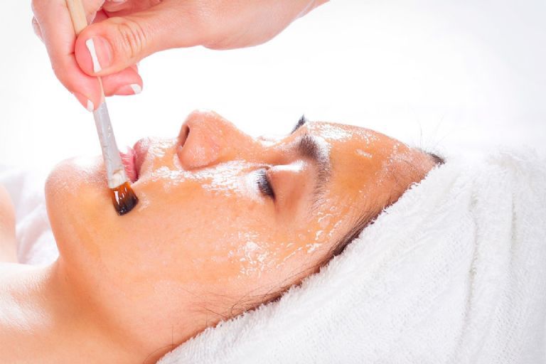 Tiga Rekomdasi Skincare Alami Untuk Mengatasi Kulit Kering dan Kusam