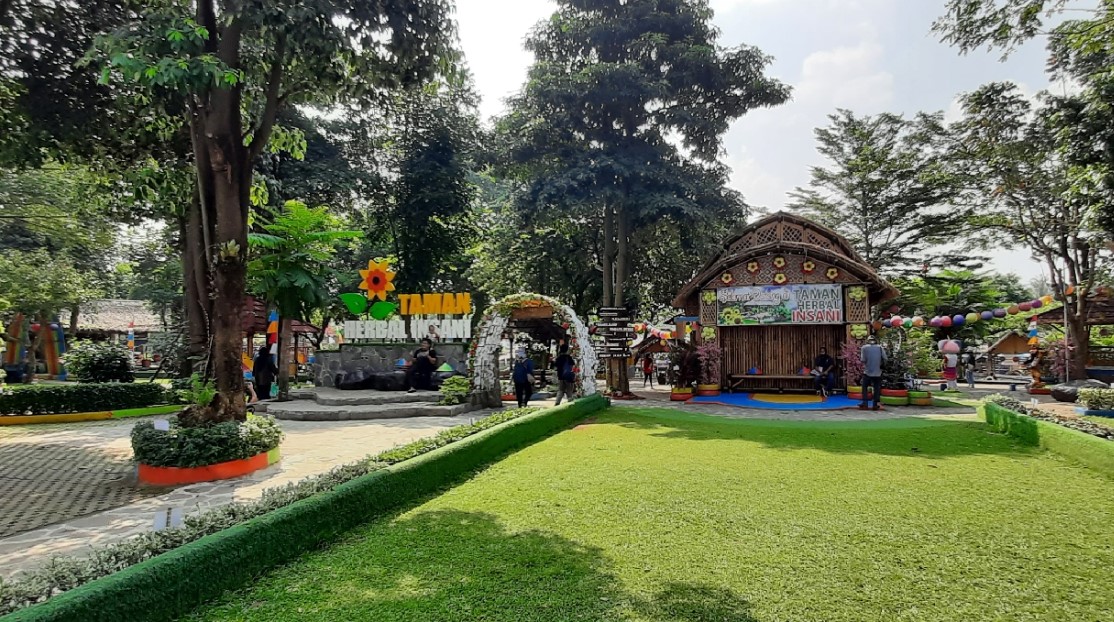 Taman Herbal Insani Depok: Wisata Sehat dan Edukatif yang Menghijaukan Jiwa Taman Herbal Insani Depok: Wisata Sehat dan Edukatif yang Menghijaukan Jiwa