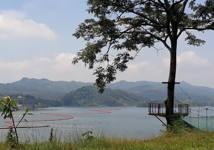 Wisata Edukasi Danau Tanjung Duriat