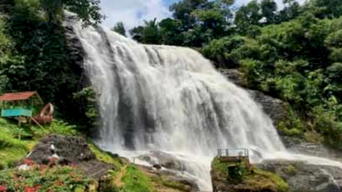 Ternyata Bukan Di Luar Negeri, Inilah Wisata Jawa Barat dan Penginapan Terdekat dan Murah Paling Populer Pekan Ini Bikin Ga Mau Pulang 