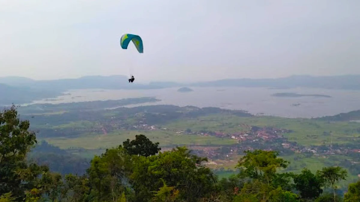 Sumedang Tuan Rumah PON Paralayang