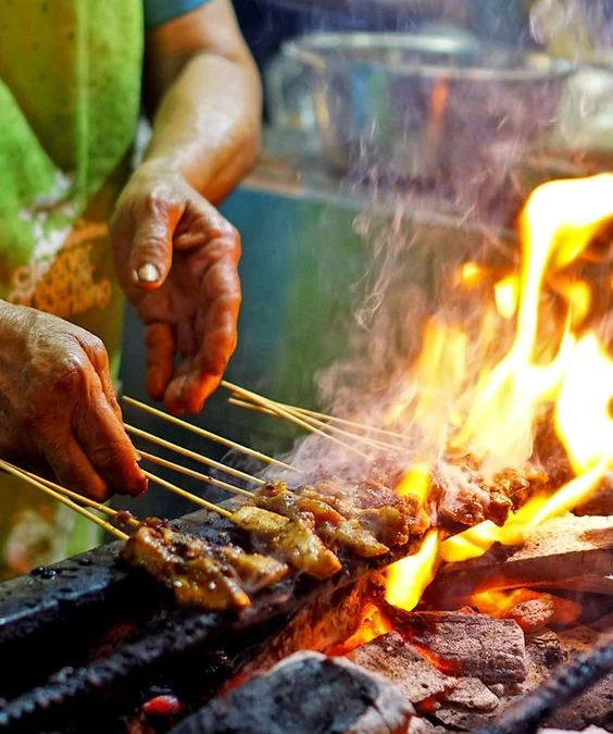 10 Rekomendasi Restoran Murah Sumedang dengan Menu Sate