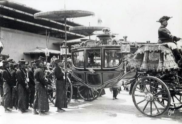 Kereta Naga Paksi Mengungkap Kejayaan Peninggalan Sejarah Kuno di Museum Sumedang