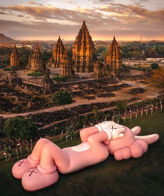 KAWS: HOLIDAY Jogja, Niat Liburan Malah Jadi Liat Karya Seni