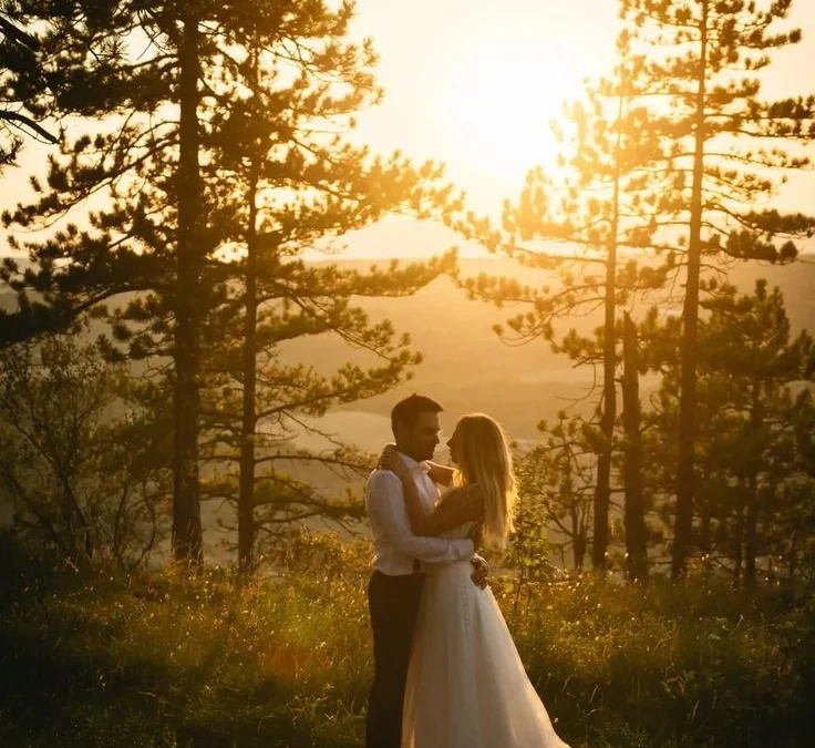 Inspirasi Prewedding Saat Matahari Naik Dari Ufuk Timur