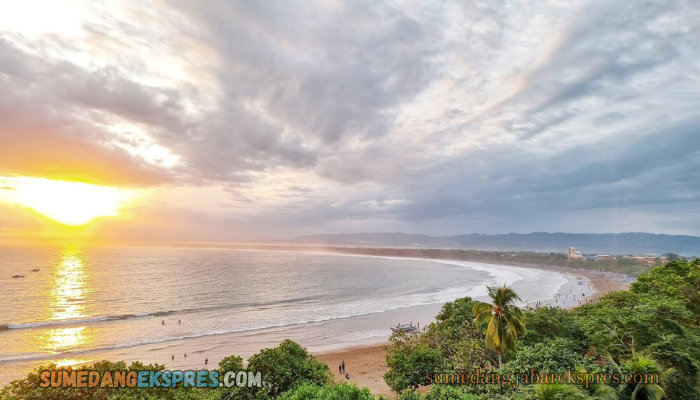 Kabupaten Sumedang Punya Destinasi Wisata Mirip Pantai Pangandaran! Yuk Simak Destinasi Wisata Sumedang Ini