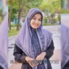 Tau Gak Sih? Inilah Tarif Ning Umi Laila Yang Perlu Kamu Tahu Sebelum Mengundangnya!