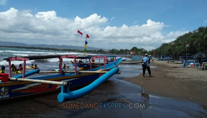 Pesona Pantai Sumedang Yang Mirip Dengan Pantai Barat Pangandaran, Jadi Sasaran Wisata Utama Sumedang?