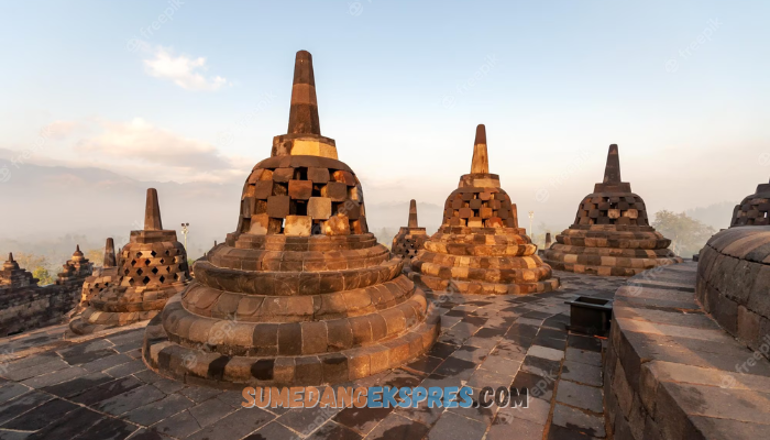 Fakta Unik Keajaiban Dunia di Jawa Barat Yang Punya Kemiripan Dengan Candi Borobudur Magelang