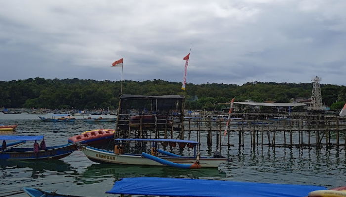 Inilah Harga Tiket dan Lokasi Untuk Menikmati Pesona Pantai Sumedang Yang Mirip Pangandaran