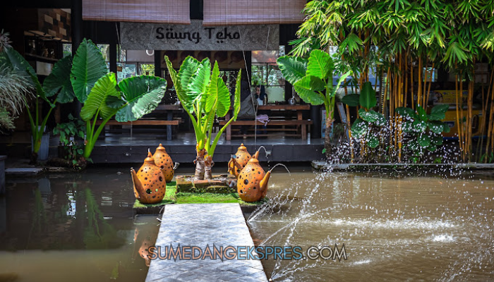 Wisata Kuliner Rumah Makan Saung Teko Sumedang Dekat Dengan Wisata Populer Gajah Depa