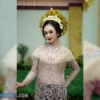 Ternyata Kebaya Jawa Barat Mempunyai Ciri Khas Tersendiri Daripada Pakaian Kebaya Lainnya