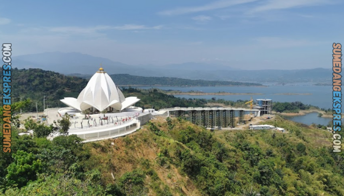 Wisata Religi di Sumedang Yang Bisa Kamu Kunjungi Sama Keluarga Ketika Berwisata Ke Sumedang