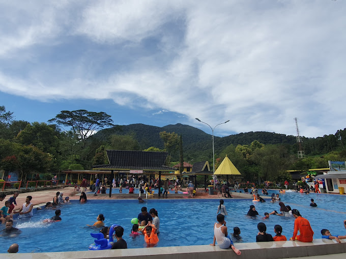 Pemandian Air Panas Ciater di Bandung Barat Sangat Instagramable