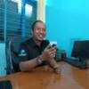 JELANG PELEPASAN:  Kepala Bidang Informasi dan Komunikasi Publik Diskominfosanditik Sumedang, Erick Febriana S.Sn saat ditemui di ruang kerjanya, kemarin.(foto Asep Nurdin)