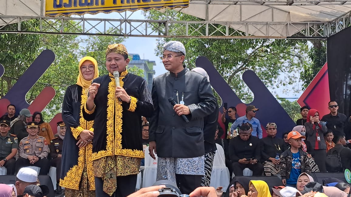 Keberhasilan Dony-Erwan Membangun Sumedang