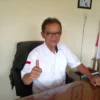 OPTIMIS: Kepala Desa Jatimulya Entis Sutisna S Sos., saat menjelaskan capaian target PBB di Desanya, kemarin.