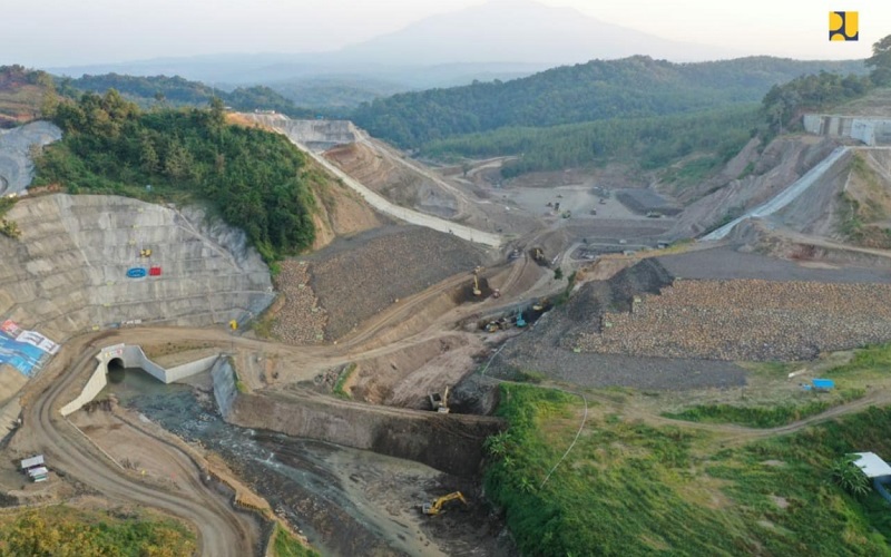 Proyek Bendungan Pangkas Lahan Warga