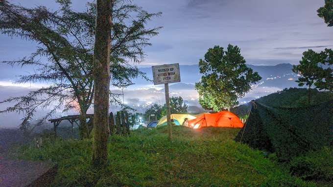 Camping paling seru dan menantang,