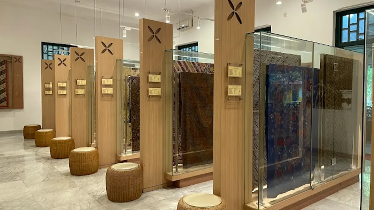 Membuka Tabir Sejarah Batik Sunda di Museum Tekstil Bandung